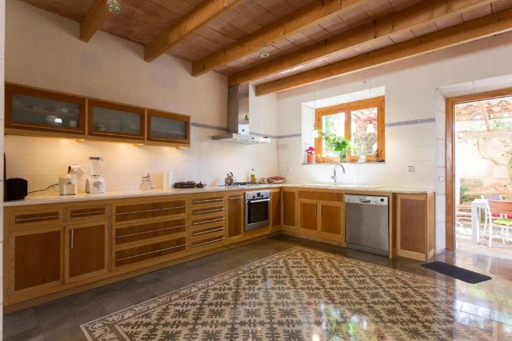 Lujosa casa mallorquina restaurada Las Salinas